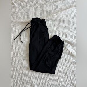 lululemon black pants